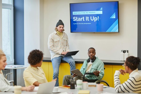 Comment contacter pôle emploi par téléphone et obtenir de l'aide rapidement